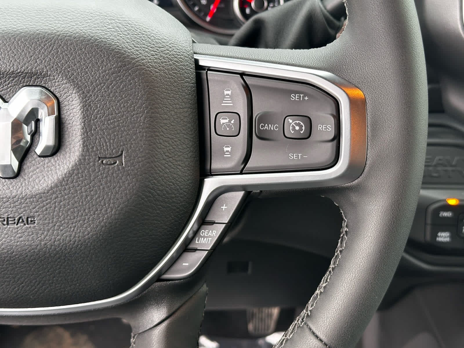 2026 RAM Ram 3500 RAM 3500 BIG HORN CREW CAB 4X4 6'4' BOX