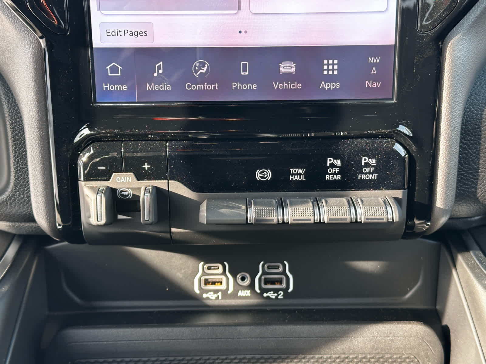 2026 RAM Ram 3500 RAM 3500 BIG HORN CREW CAB 4X4 6'4' BOX