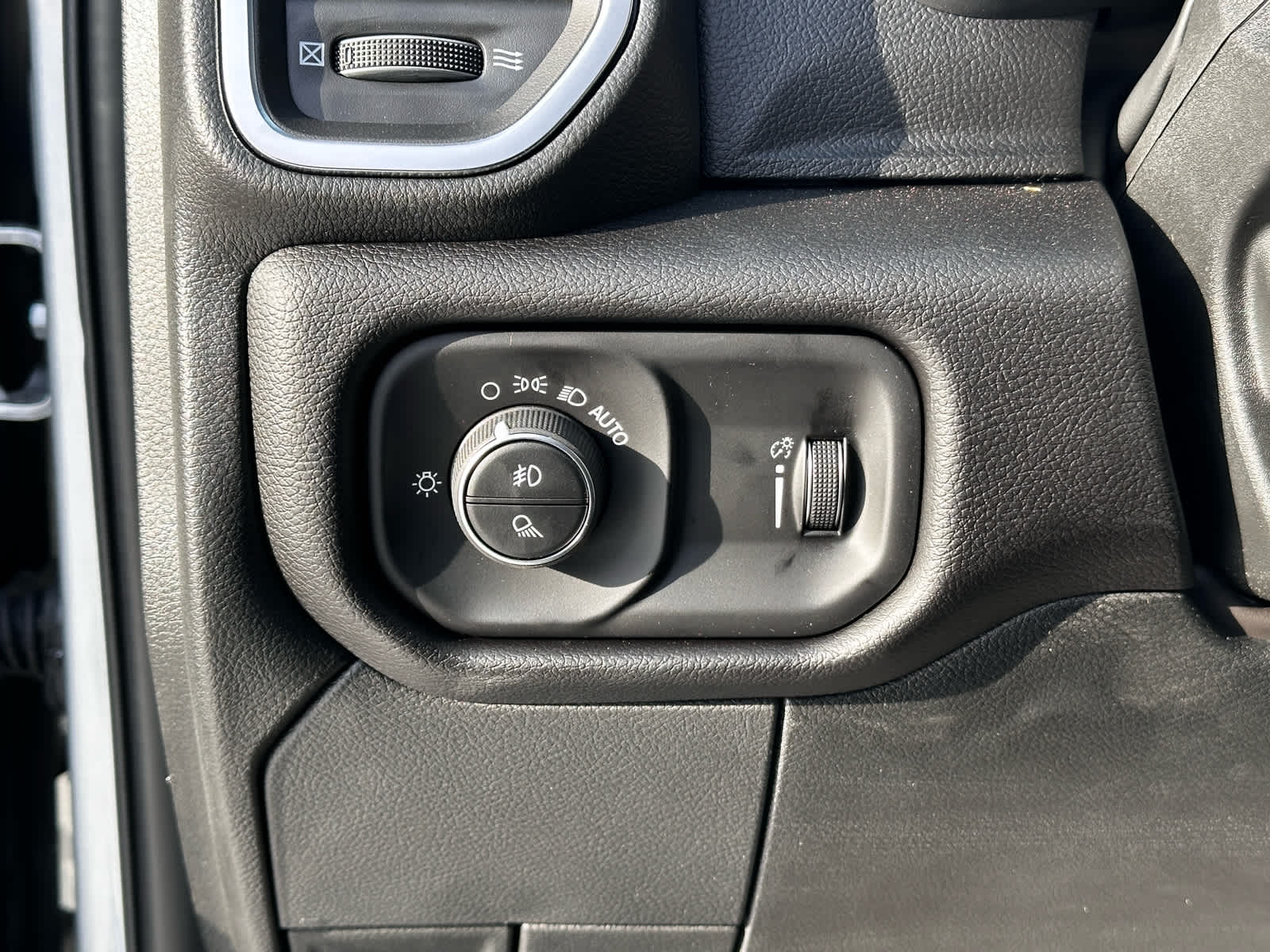 2026 RAM Ram 3500 RAM 3500 BIG HORN CREW CAB 4X4 6'4' BOX