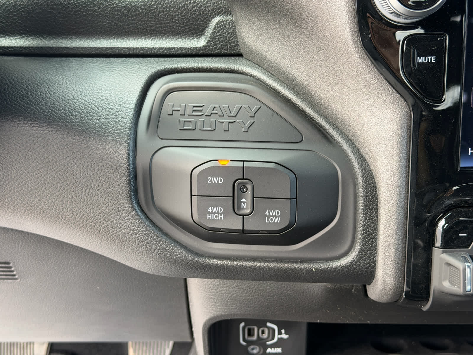 2026 RAM Ram 2500 RAM 2500 TRADESMAN CREW CAB 4X4 6'4' BOX
