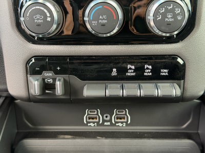 2026 RAM 1500 RAM 1500 BIG HORN CREW CAB 4X4 5'7' BOX