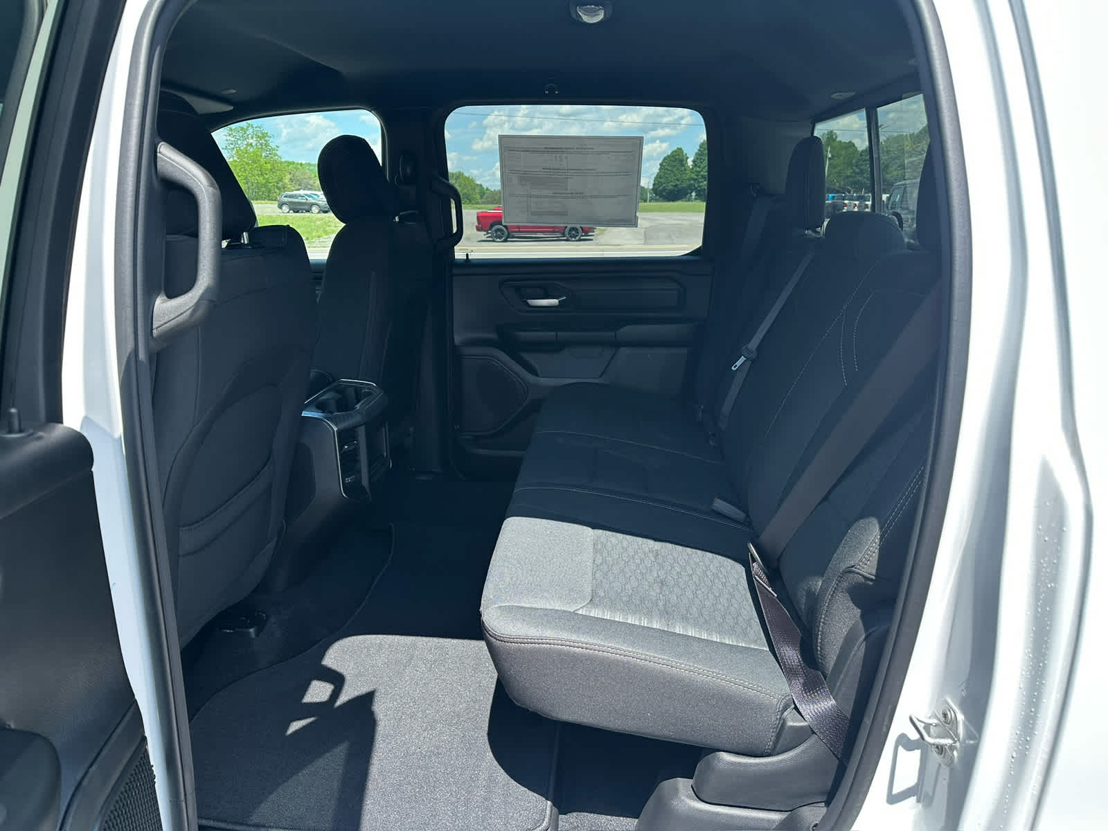 2026 RAM Ram 1500 RAM 1500 EXPRESS CREW CAB 4X4 5'7' BOX