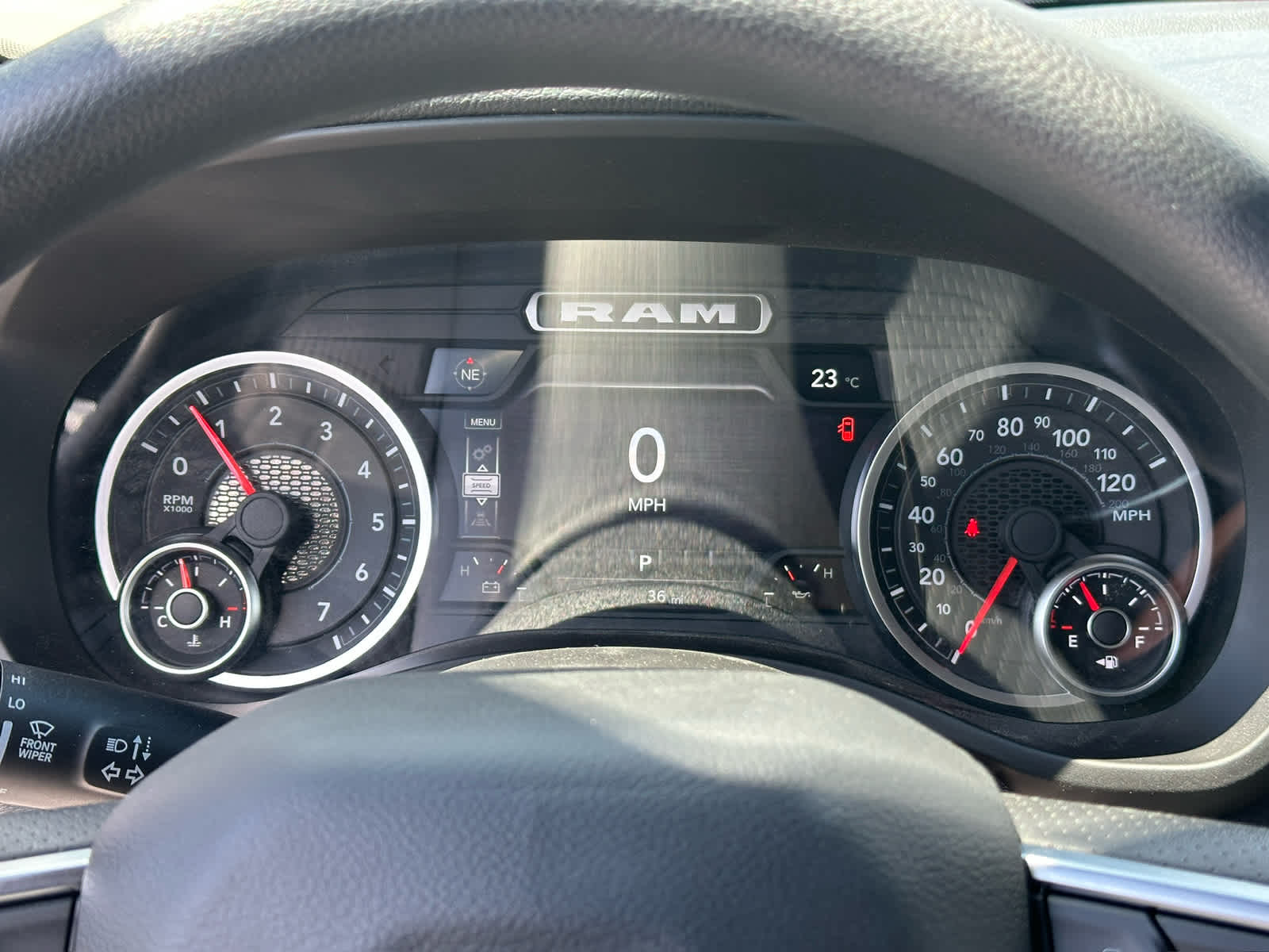 2026 RAM Ram 1500 RAM 1500 EXPRESS CREW CAB 4X4 5'7' BOX