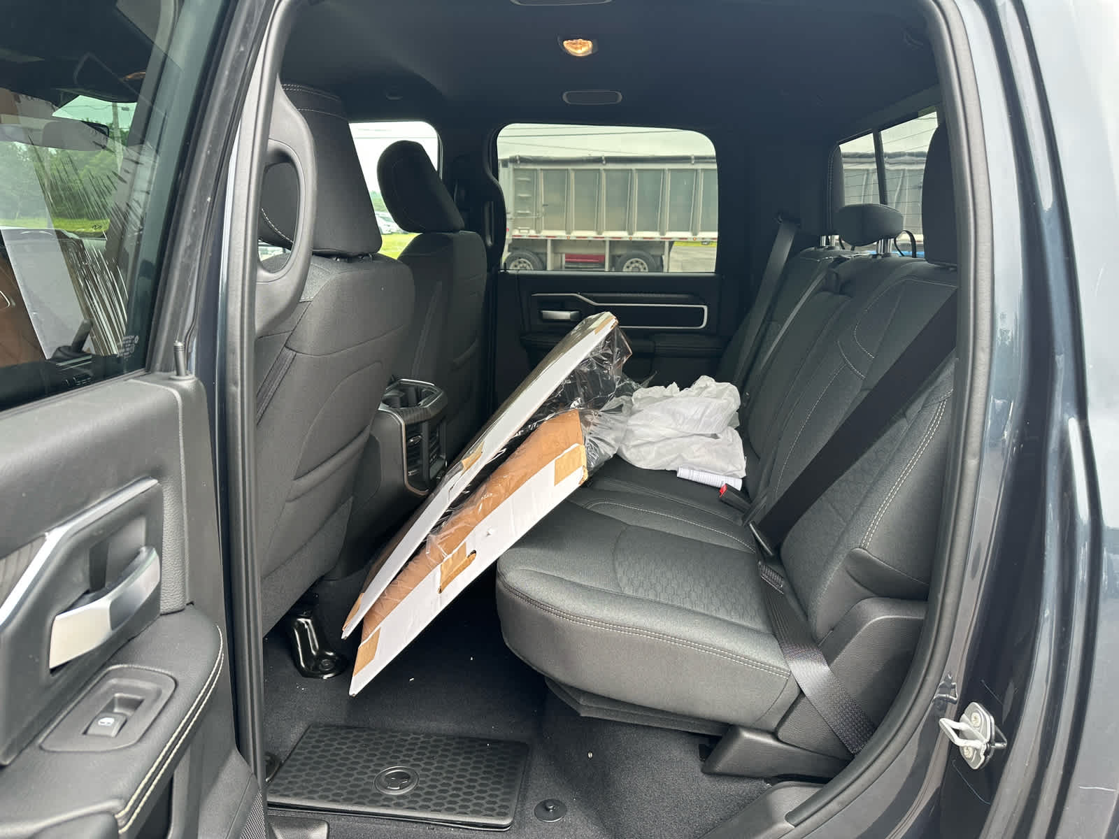 2026 RAM Ram 2500 RAM 2500 BIG HORN CREW CAB 4X4 6'4' BOX