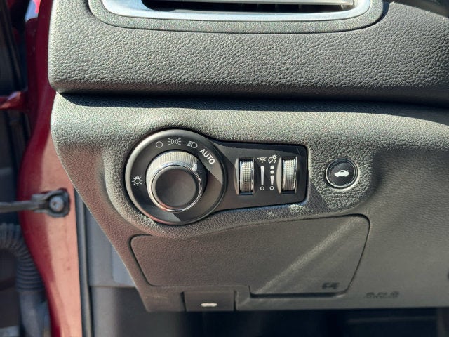 2016 Chrysler 200 Limited Platinum