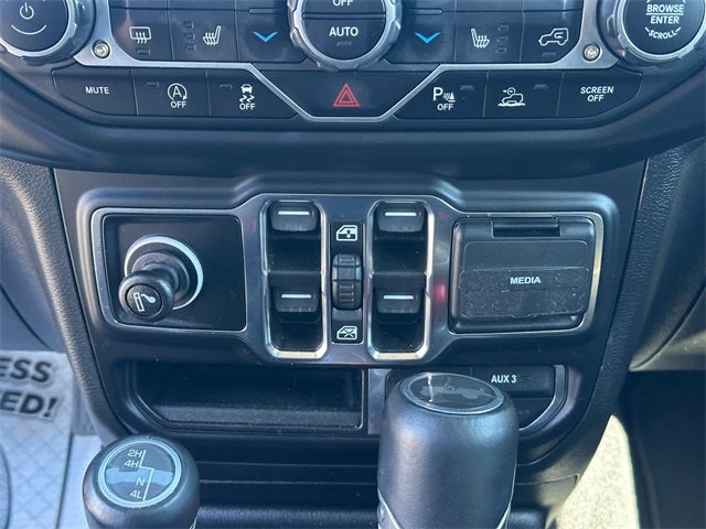 2023 Jeep Wrangler 4-Door Sahara 4x4