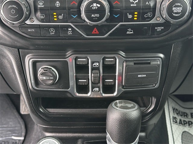 2022 Jeep Wrangler Unlimited Sahara 4x4