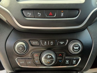 2023 Jeep Cherokee Altitude Lux 4x4