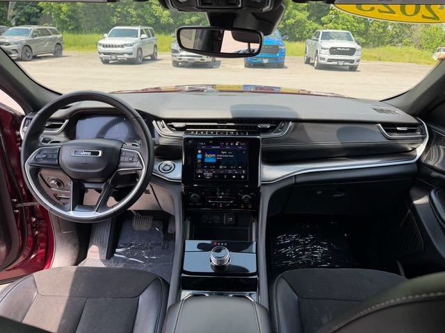 2023 Jeep Grand Cherokee Altitude 4x4