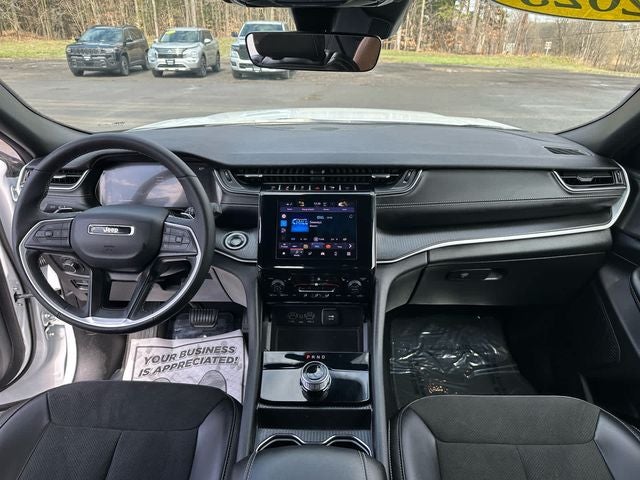 2025 Jeep Grand Cherokee Altitude 4x4