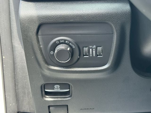 2025 Jeep Grand Cherokee Altitude 4x4