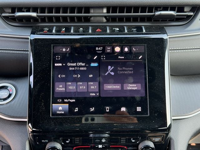 2024 Jeep Grand Cherokee Laredo X 4x4