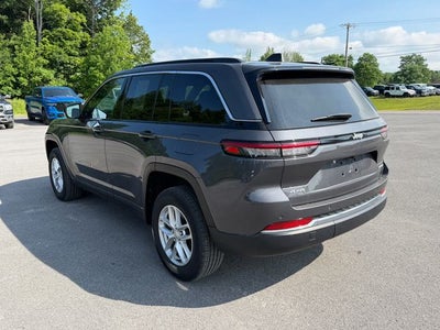 2024 Jeep Grand Cherokee Laredo X 4x4