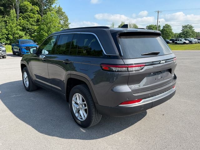 2024 Jeep Grand Cherokee Laredo X 4x4