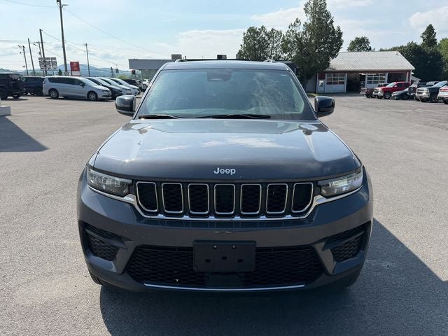 2024 Jeep Grand Cherokee Laredo X 4x4