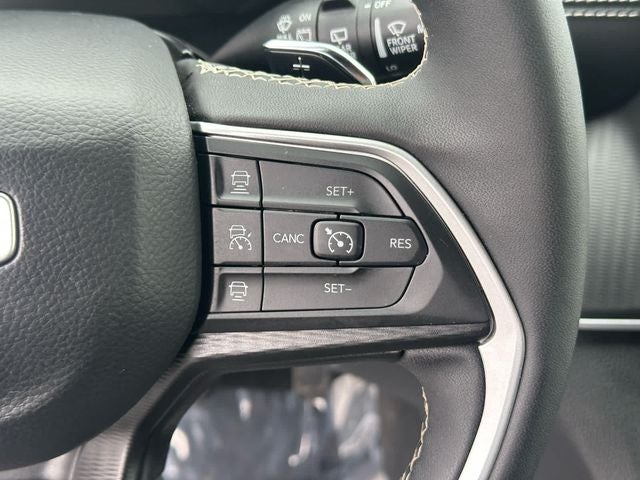 2025 Jeep Grand Cherokee Altitude 4x4