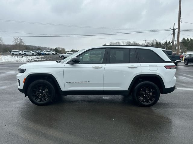 2025 Jeep Grand Cherokee Altitude 4x4