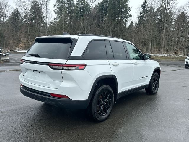 2025 Jeep Grand Cherokee Altitude 4x4