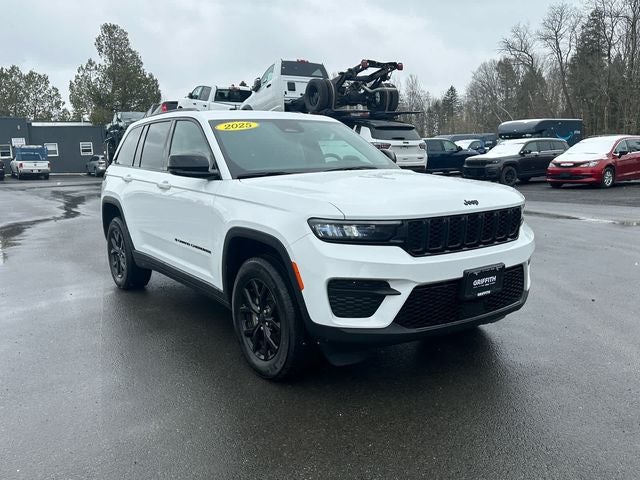 2025 Jeep Grand Cherokee Altitude 4x4