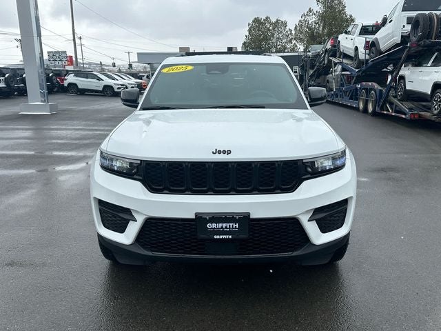 2025 Jeep Grand Cherokee Altitude 4x4