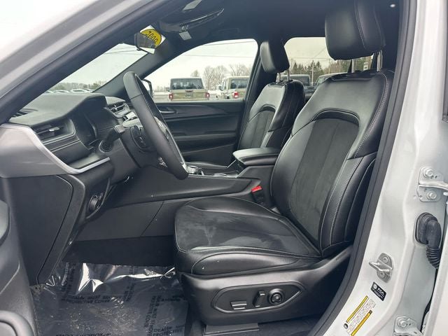 2025 Jeep Grand Cherokee Altitude 4x4