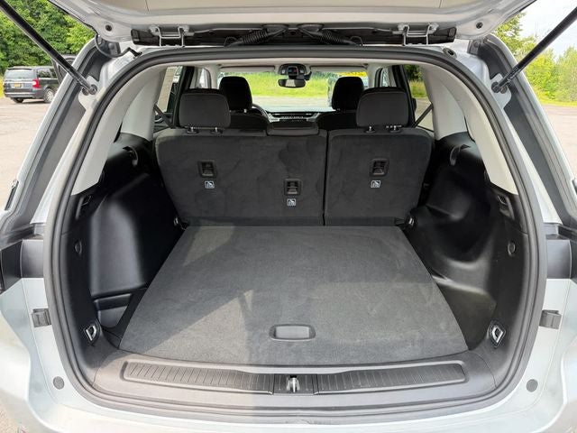 2023 Jeep Grand Cherokee Laredo 4x4