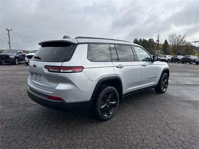 2023 Jeep Grand Cherokee L Altitude 4x4