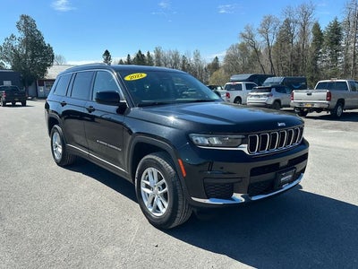 2022 Jeep Grand Cherokee L Laredo 4x4