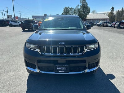 2022 Jeep Grand Cherokee L Laredo 4x4