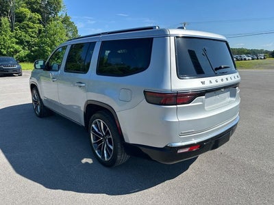 2022 Jeep Wagoneer Series III 4x4