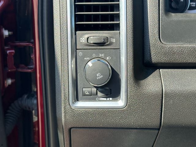 2022 RAM 1500 Classic Warlock Quad Cab 4x4 6'4' Box