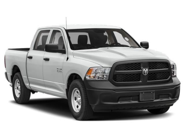 2019 RAM 1500 Classic Express Crew Cab 4x4 5'7' Box