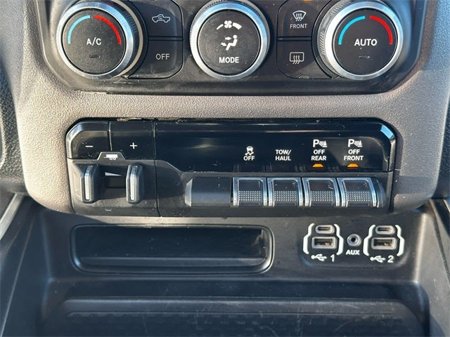 2022 RAM 1500 Big Horn Quad Cab 4x4 6'4' Box