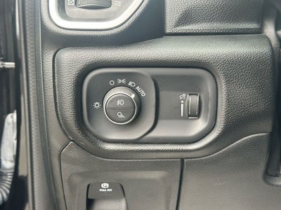 2023 RAM 1500 Big Horn Quad Cab 4x4 6'4' Box