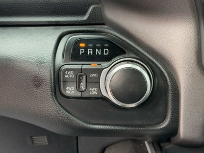 2020 RAM 1500 Big Horn Crew Cab 4x4 5'7' Box
