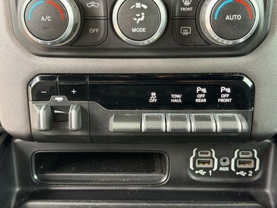 2021 RAM 1500 Big Horn Crew Cab 4x4 5'7' Box