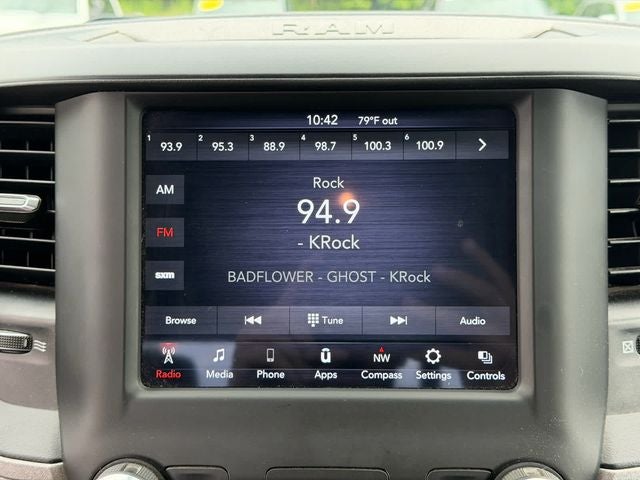 2021 RAM 2500 Tradesman Crew Cab 4x4 6'4' Box