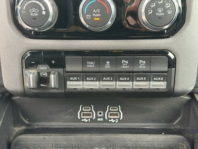 2025 RAM 2500 Big Horn Crew Cab 4x4 6'4' Box
