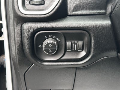 2020 RAM 2500 Big Horn Crew Cab 4X4 6'4' Box