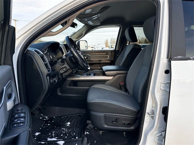 2019 RAM 2500 Big Horn Crew Cab 4x4 6'4' Box