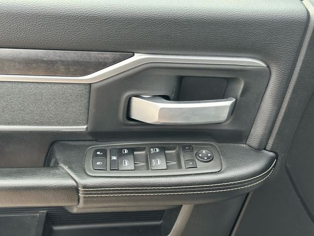 2022 RAM 2500 Big Horn Crew Cab 4x4 6'4' Box