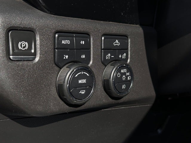 2022 Chevrolet Silverado 1500 4WD Crew Cab Short Bed LT Trail Boss