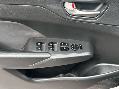 2019 Hyundai Accent SE