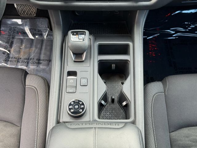 2024 Nissan Pathfinder S 4WD