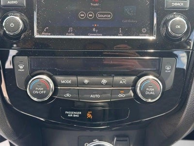 2022 Nissan Rogue Sport SV AWD Xtronic CVT