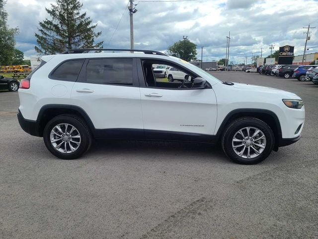 2022 Jeep Cherokee Latitude Lux