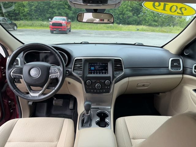 2019 Jeep Grand Cherokee Laredo E