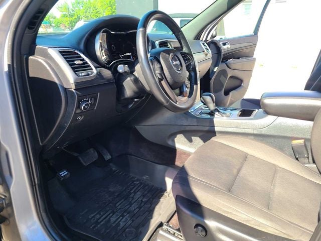 2018 Jeep Grand Cherokee Laredo E