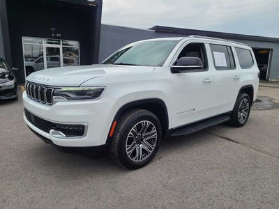 2023 Jeep Wagoneer Base