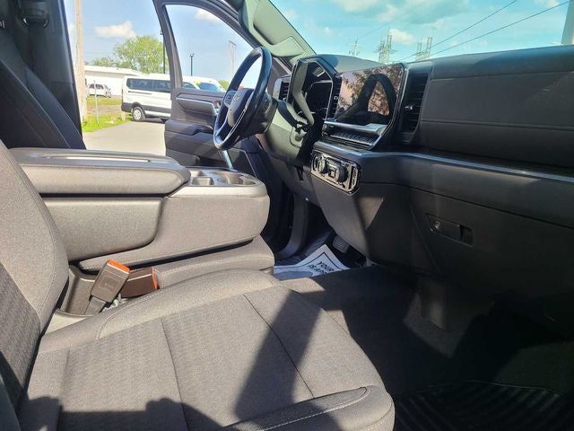 2022 Chevrolet Silverado 1500 LT LT1